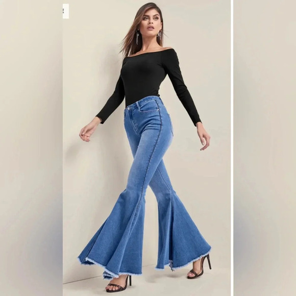 VENUS Denim - Extreme Flare Jeans